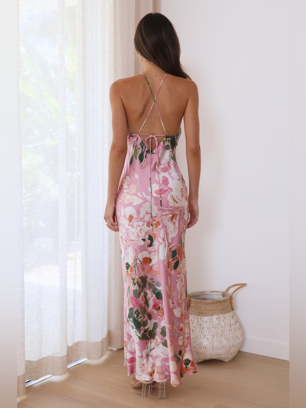 Hello Molly feeling moody maxi dress in pink floral print hater neck - Picture 5 of 16